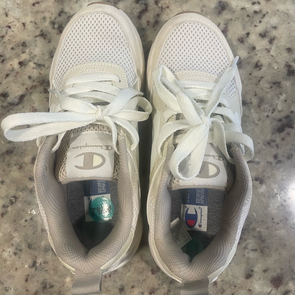 Champion White Athletic Shoes Minimalist Design